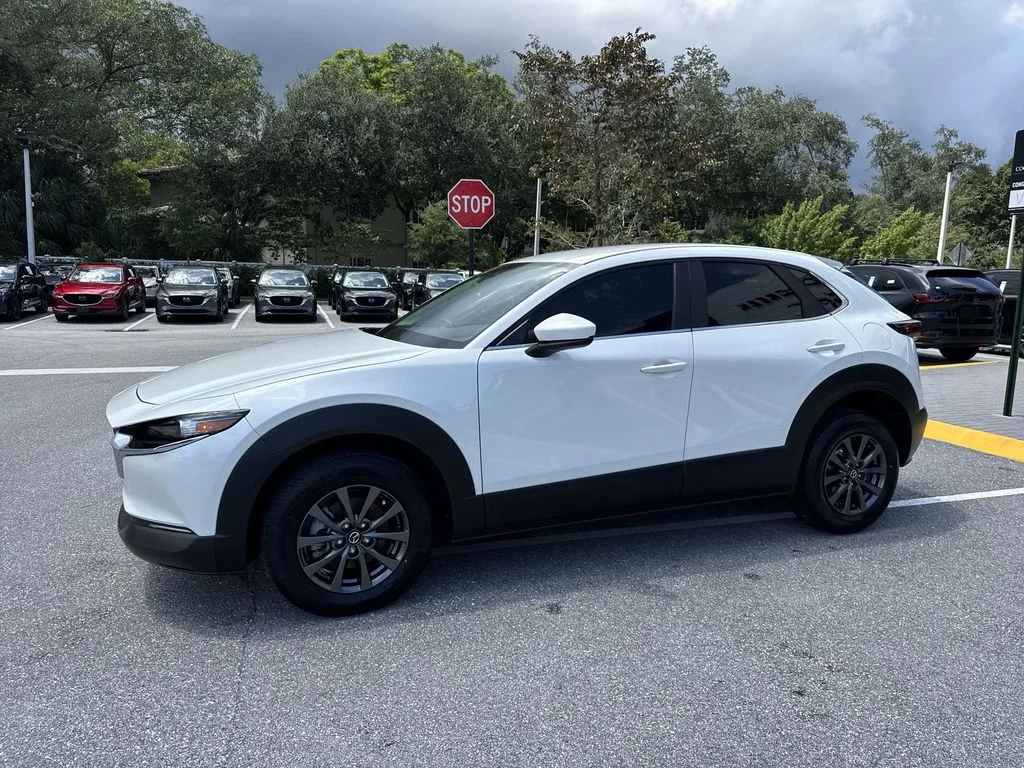 Used 2023 Snowflake White Pearl Mica Mazda 2.5 S image 10