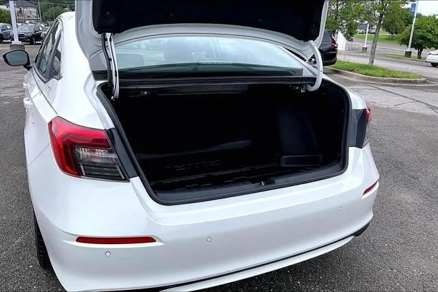 Certified Used 2024 Platinum White Pearl Honda Touring image 31
