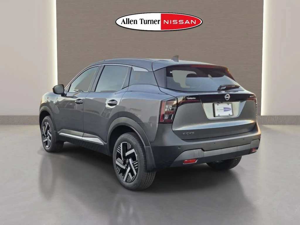 2026 Nissan KICKS SV - Photo 8