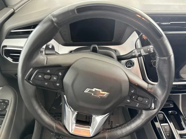 Used 2023 White Chevrolet Premier image 23