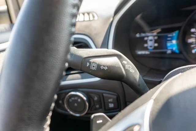 Used 2019 Gray Ford SEL image 24