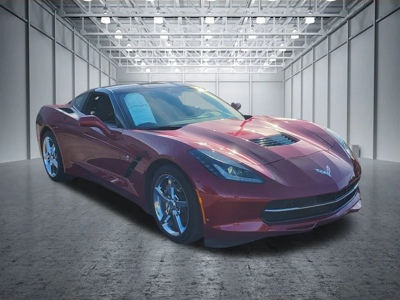 Used 2015 Red Chevrolet Stingray image 4