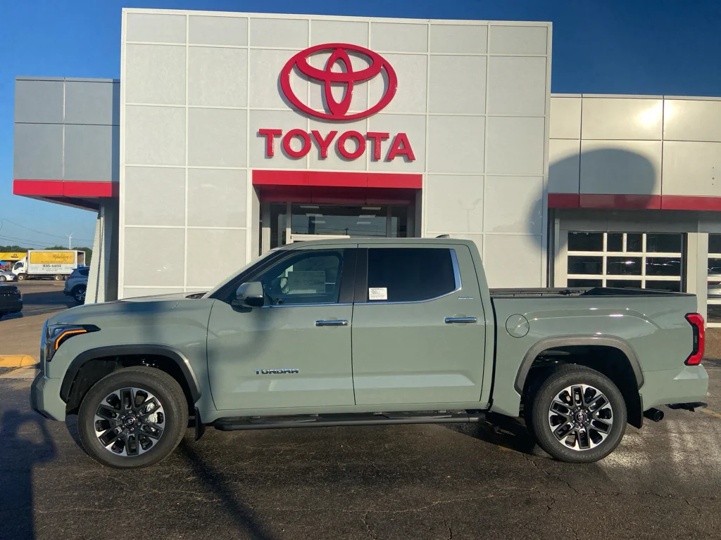 New 2026 Lunar Rock Toyota  Limited image 2