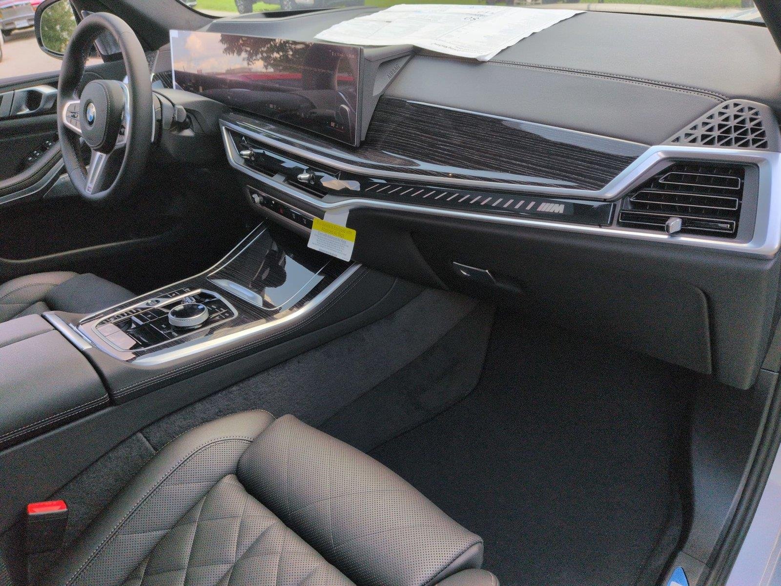 New 2026 Brooklyn Grey Metallic BMW M60i image 41