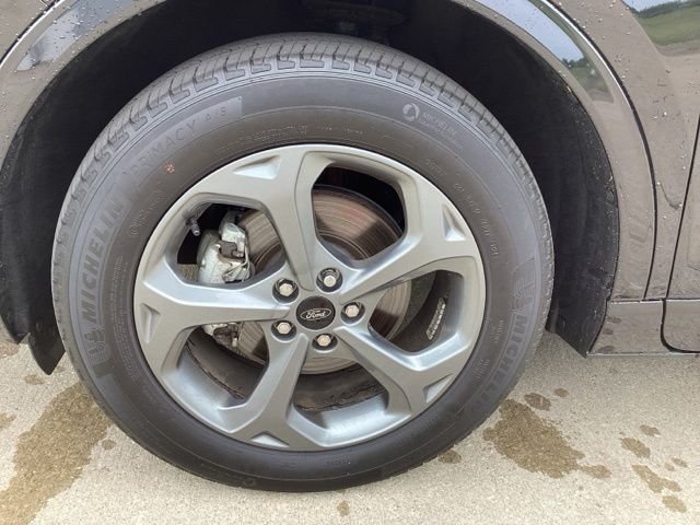 Certified Used 2024 Black Metallic Ford ST-Line image 6