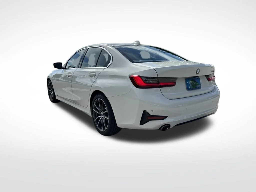 Used 2020 Alpine White BMW 330i image 6