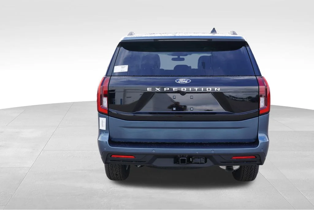 New 2027 Nocturnal Blue Metallic Ford Active image 4