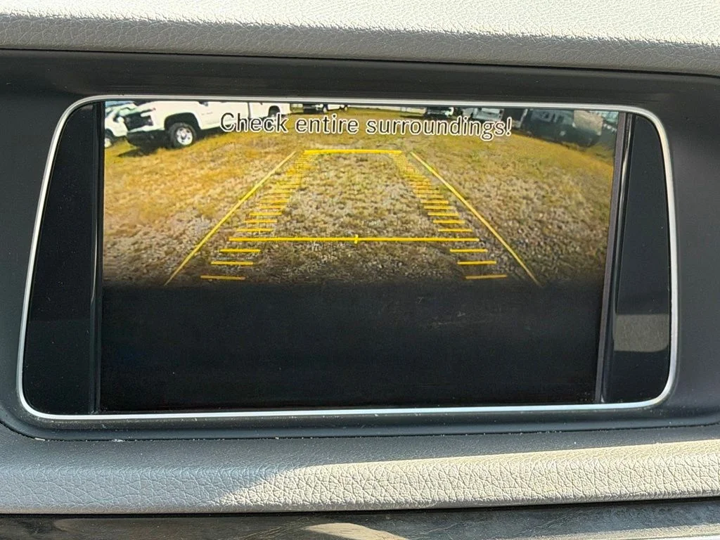 Used 2014  Mercedes-Benz E 350 image 25