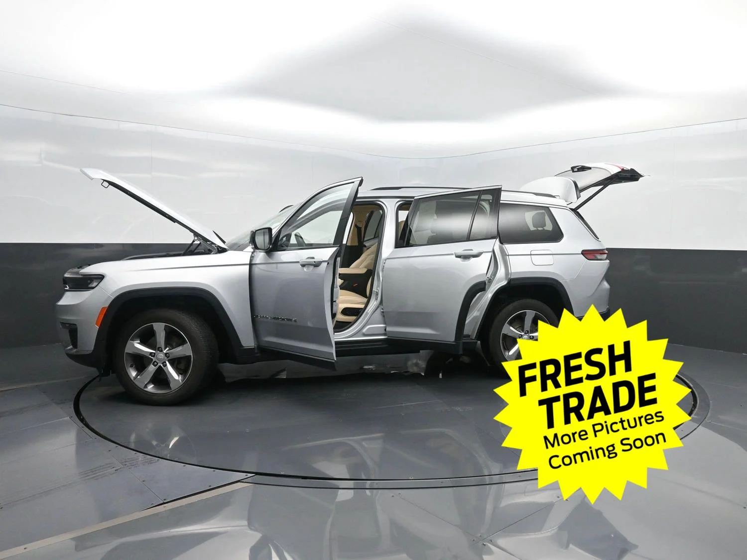 Used 2022 Silver Zynith Jeep Limited image 54