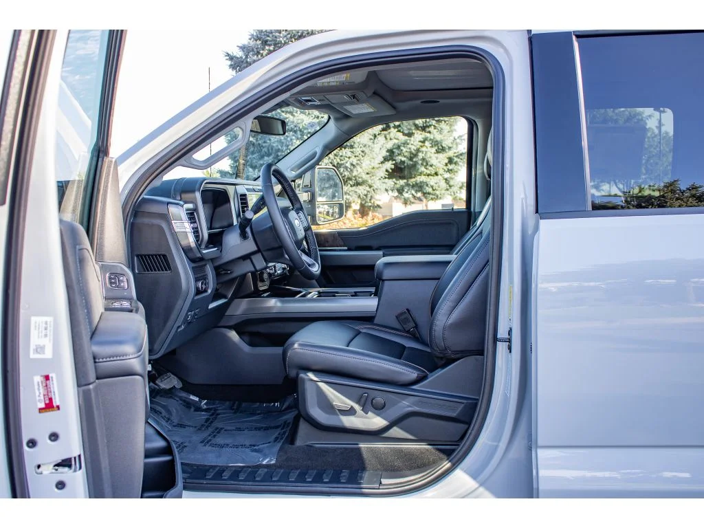 New 2026 Avalanche Ford F-350® Lariat® image 33