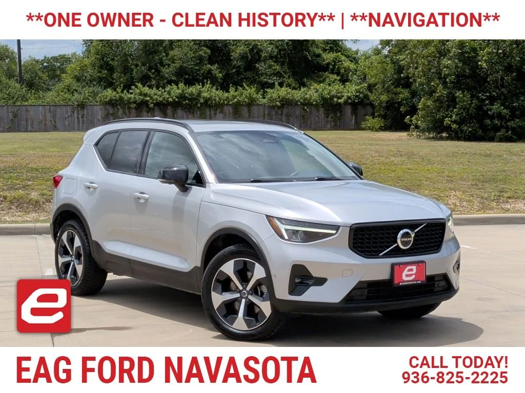 2025 Volvo XC40