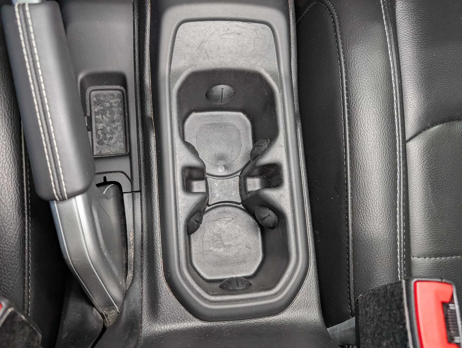 Used 2019 Firecracker Red Clearcoat Jeep Sahara image 33