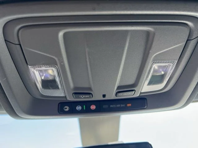 Used 2021 Summit White Chevrolet LT image 20