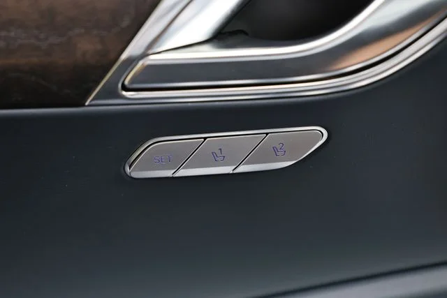 Used 2024 Capri Blue Genesis 3.5T image 16