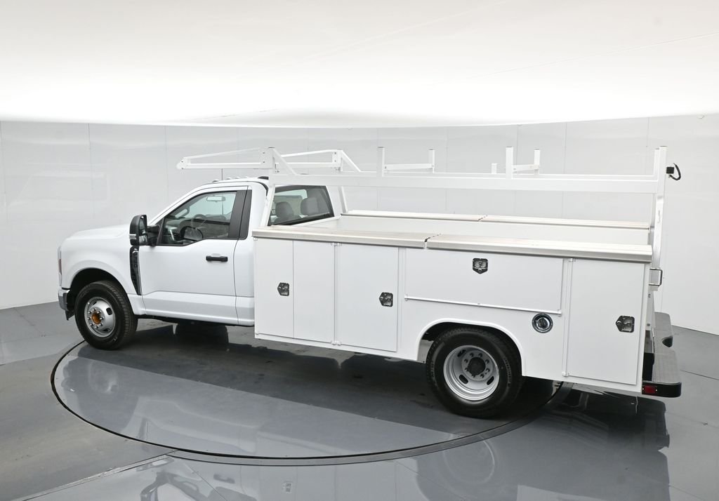 New 2026 Oxford White Ford XL image 42