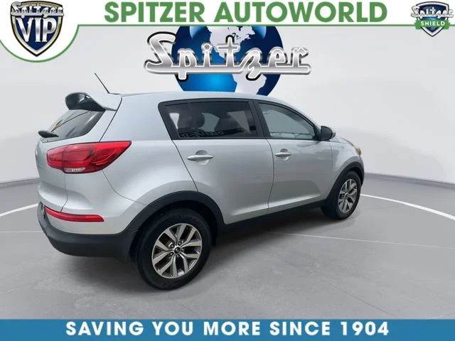 Used 2015 Silver Kia LX image 9