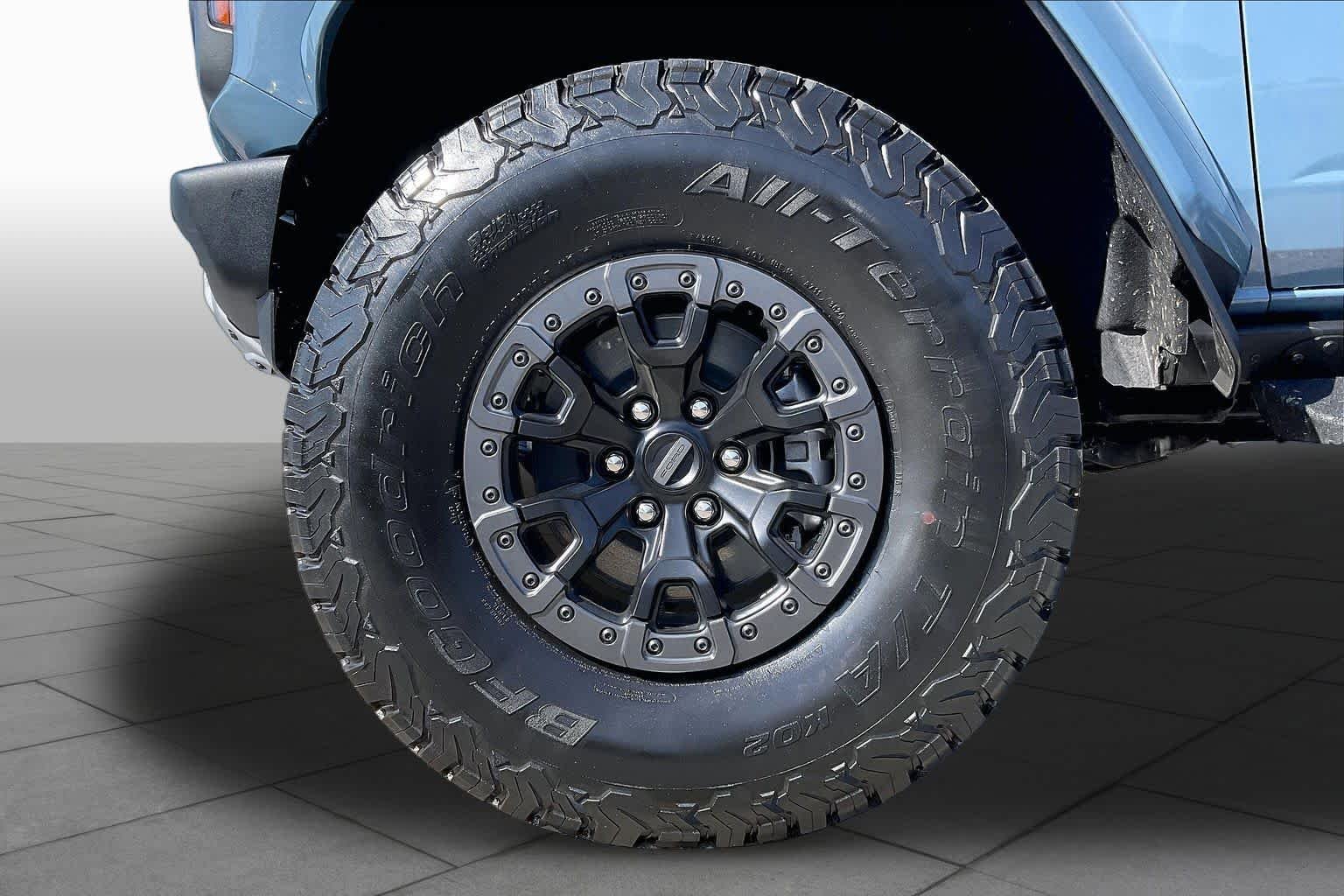 Used 2024 Azure Gray Metallic Ford Raptor image 10
