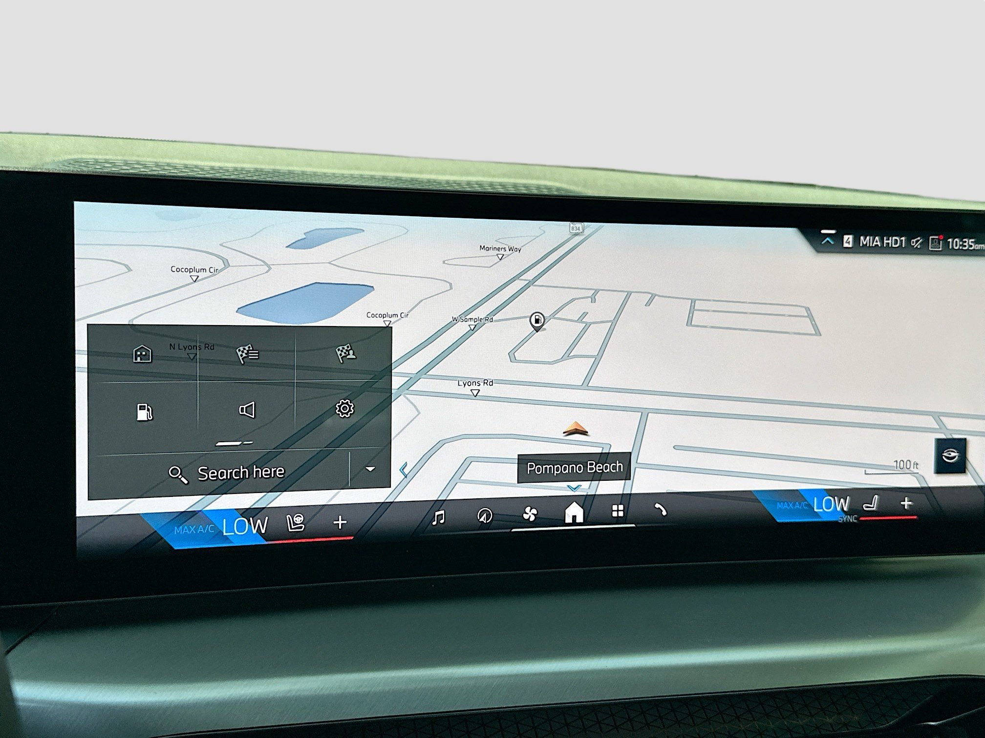 2025 BMW 2 Series 230i - Photo 13