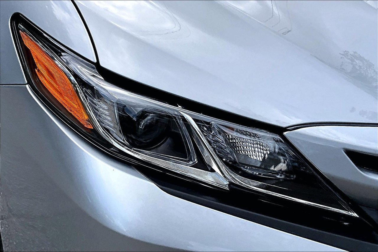 Used 2020 Silver Toyota SE image 32
