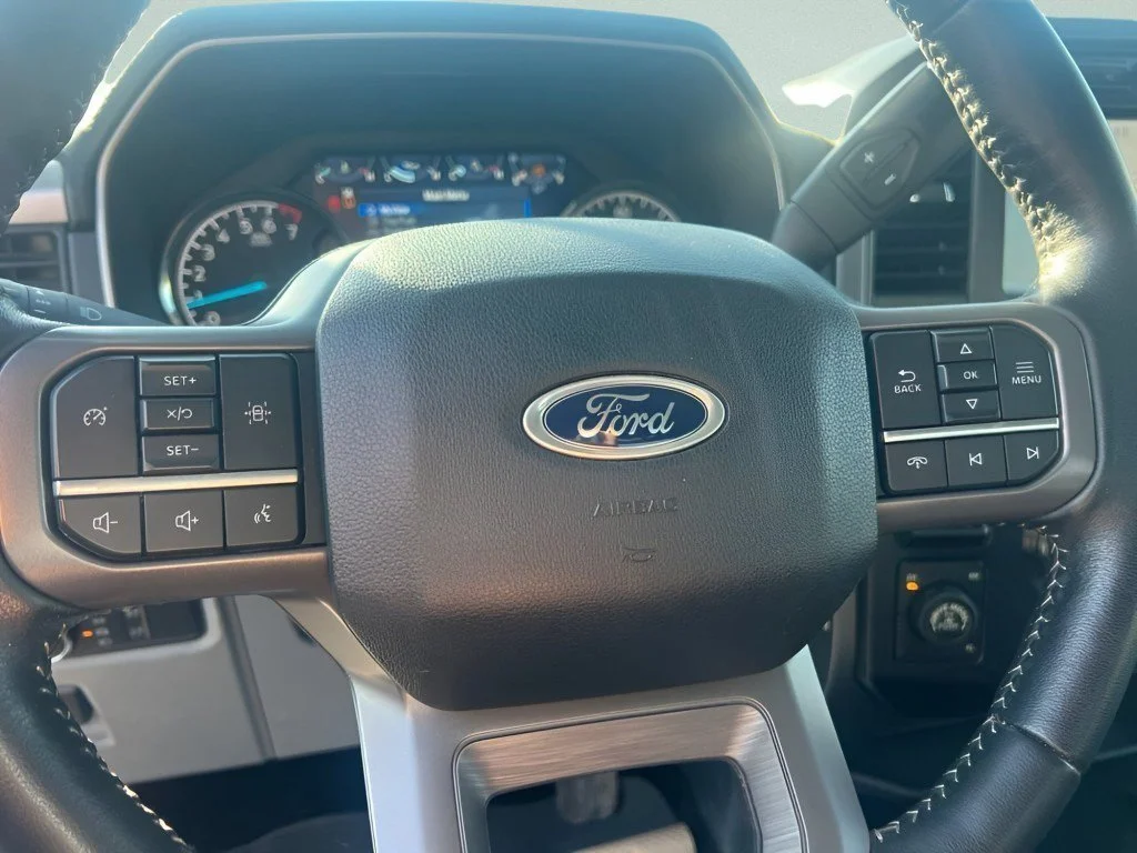 Certified Used 2022 Oxford White Ford XLT image 29