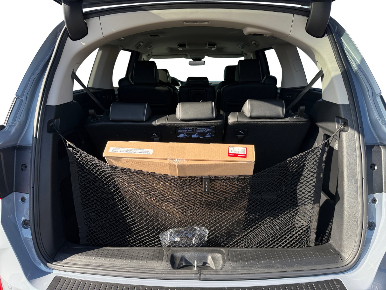 New 2027 Sonic Gray Pearl Honda Touring image 17