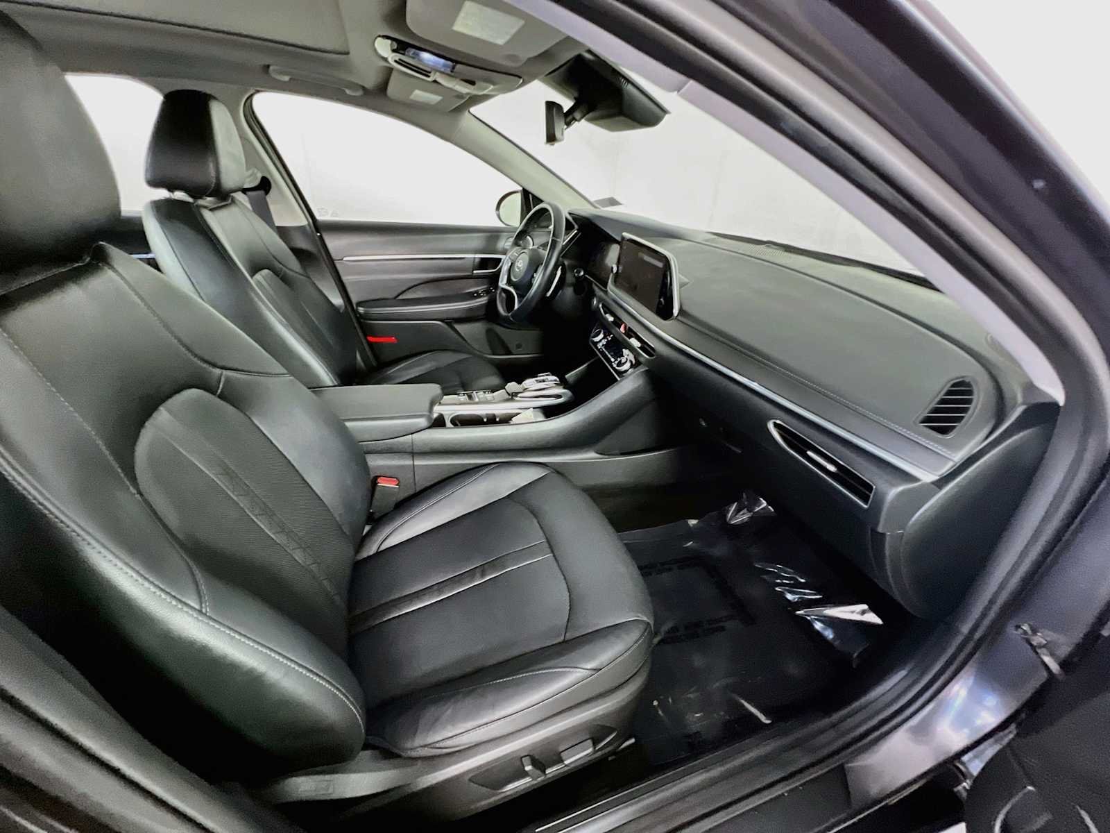 Used 2021 Portofino Gray Hyundai Limited image 29
