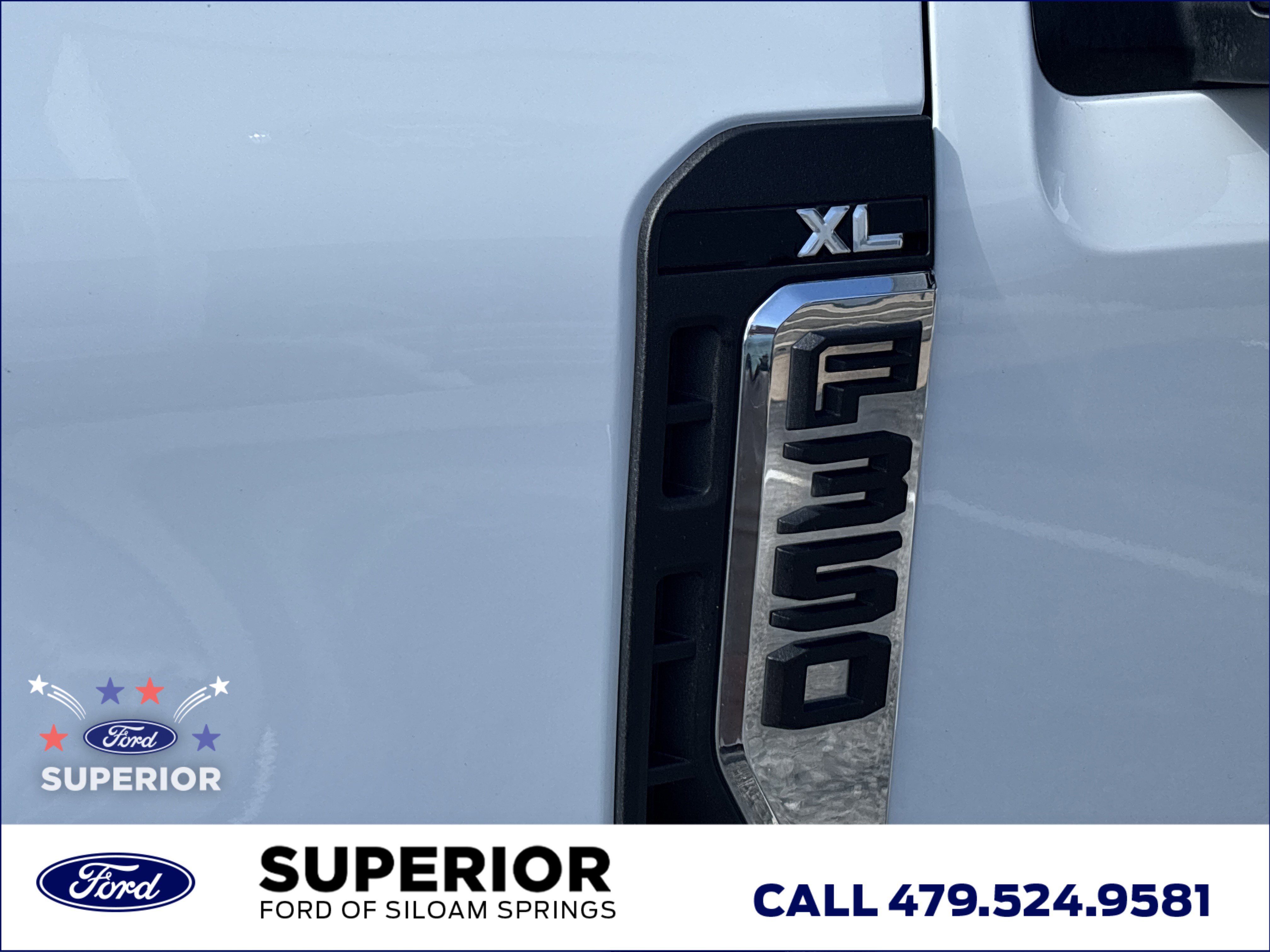 Used 2023 Oxford White Ford XL Crew Cab 4WD image 12