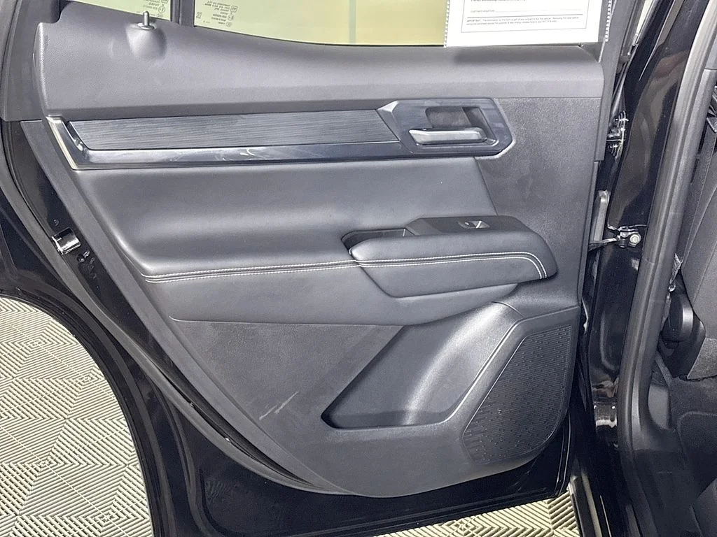 Used 2025 Black GMC Elevation image 19
