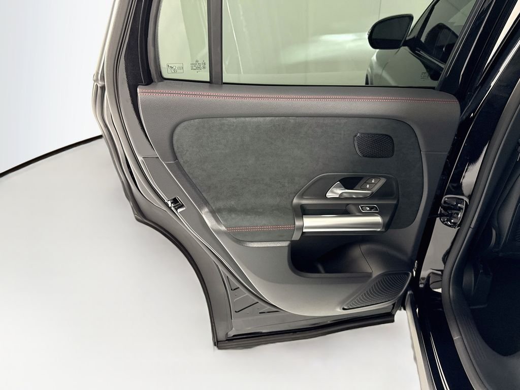 New 2026 Night Black Mercedes-Benz GLA 250 image 27