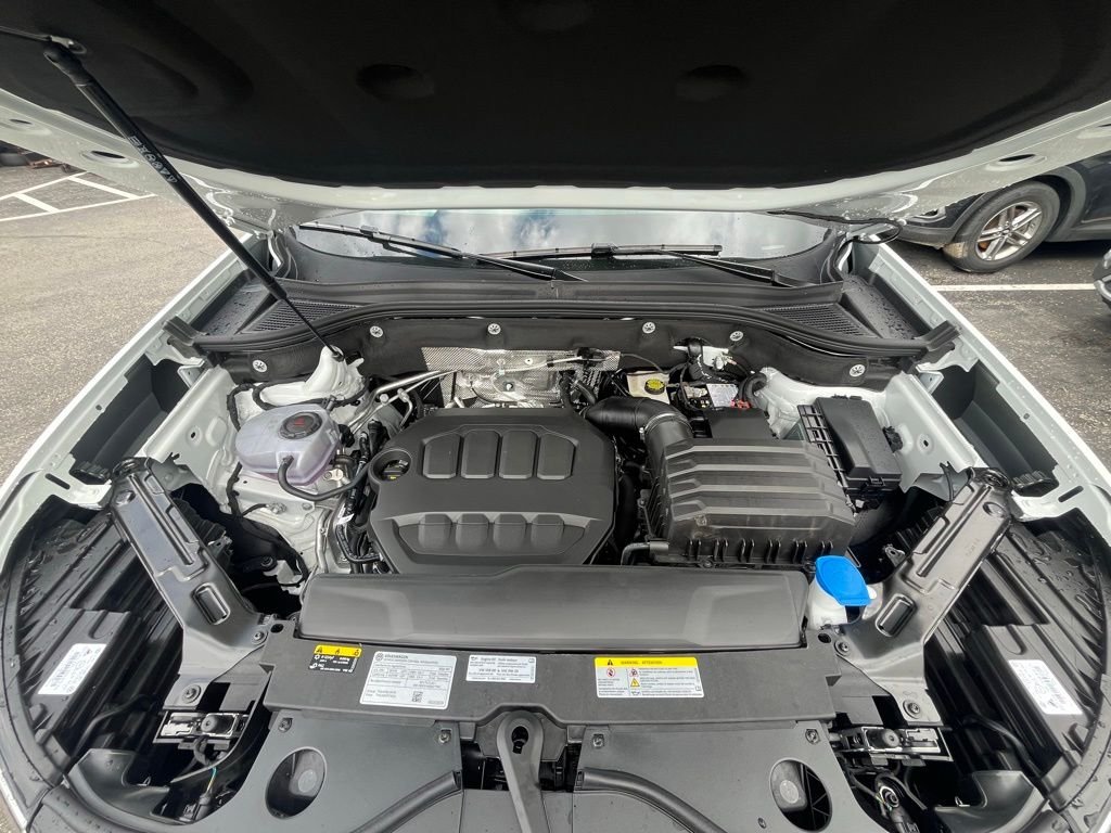 New 2026 White/off-white Volkswagen 2.0T Peak Edition image 29