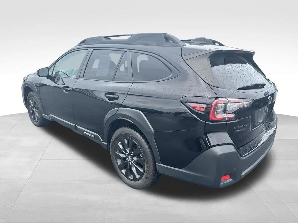 Used 2024 Crystal Black Silica Subaru Onyx Edition image 4