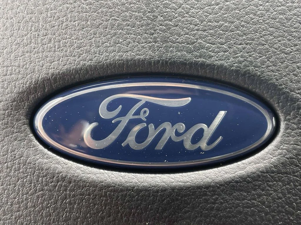 New 2026 Oxford White Ford XL image 23