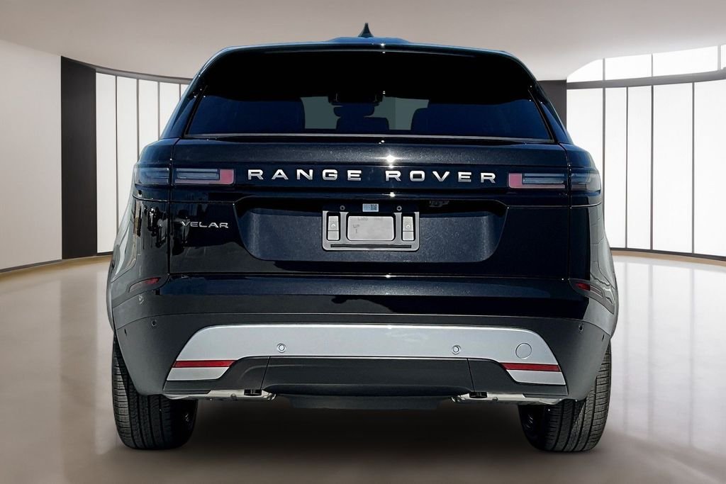 New 2026 SANTORINI BLACK Land Rover S image 4