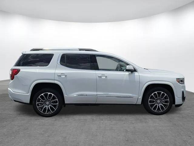 Certified Used 2020 White Frost Tri-Coat GMC Denali image 3