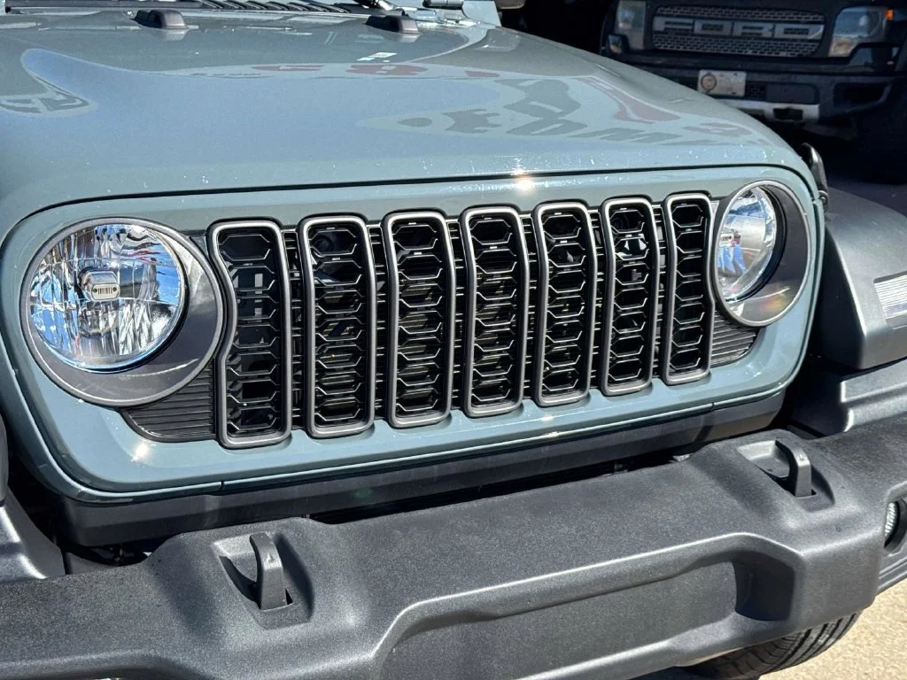Used 2026 Gray Jeep Sport image 5