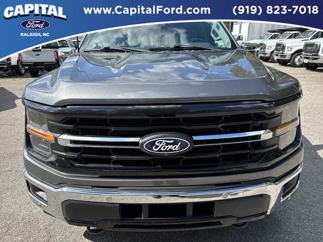 Used 2024 Gray Ford XLT image 10