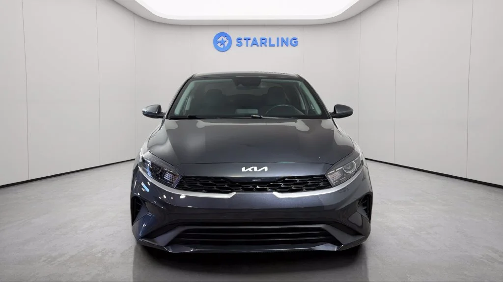 Used 2024  Kia LXS image 16