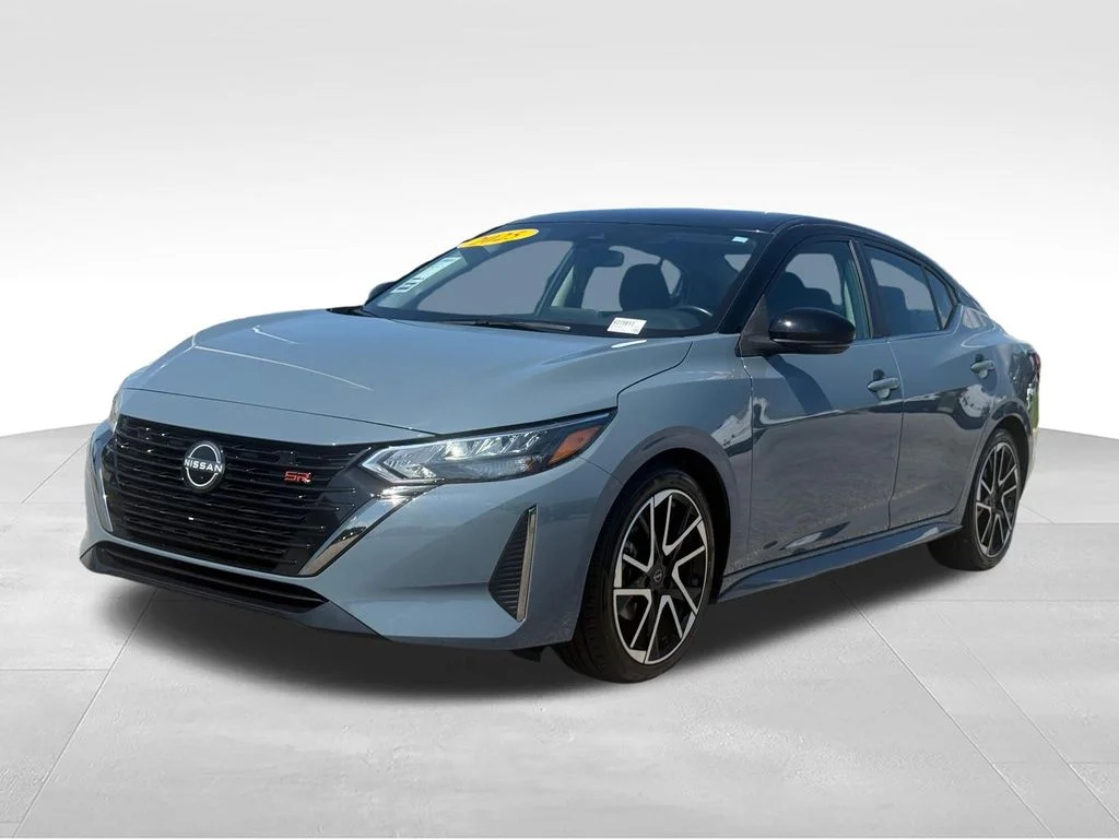 Used 2025 Gray Nissan SR image 1