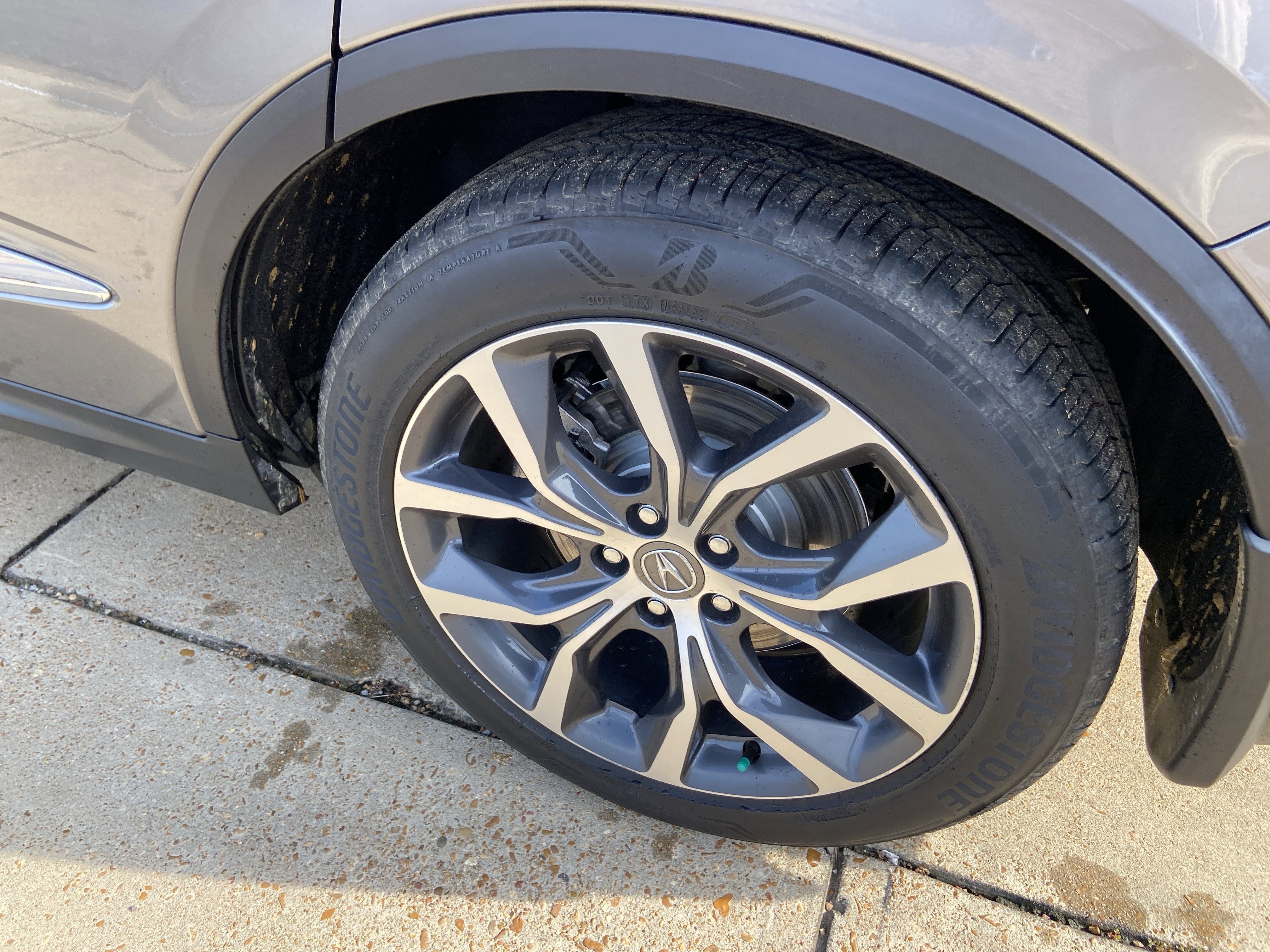 Used 2023 Liquid Carbon Metallic Acura w/Technology Package image 30