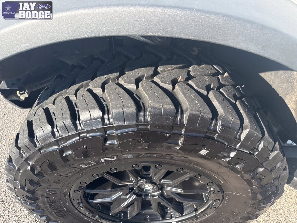 Used 2023 White Ford Wildtrak image 31