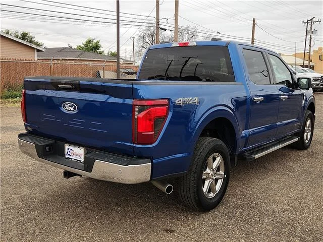 Used 2024 Atlas Blue Metallic Ford XLT 4x4 SuperCrew Cab 5.5 ft. box 145 in. WB image 4