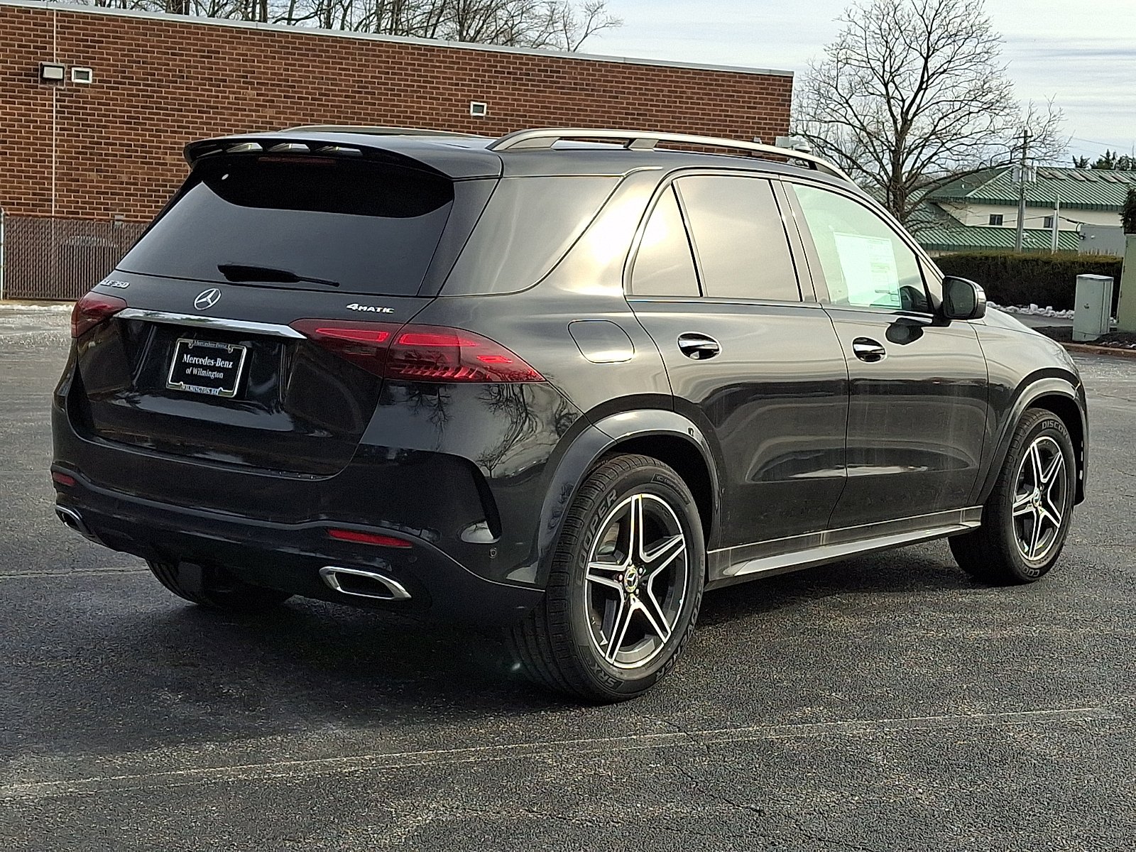 New 2026 Obsidian Black Metallic Mercedes-Benz GLE 350 image 6