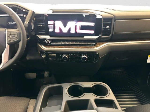 New 2026 White GMC Elevation image 12