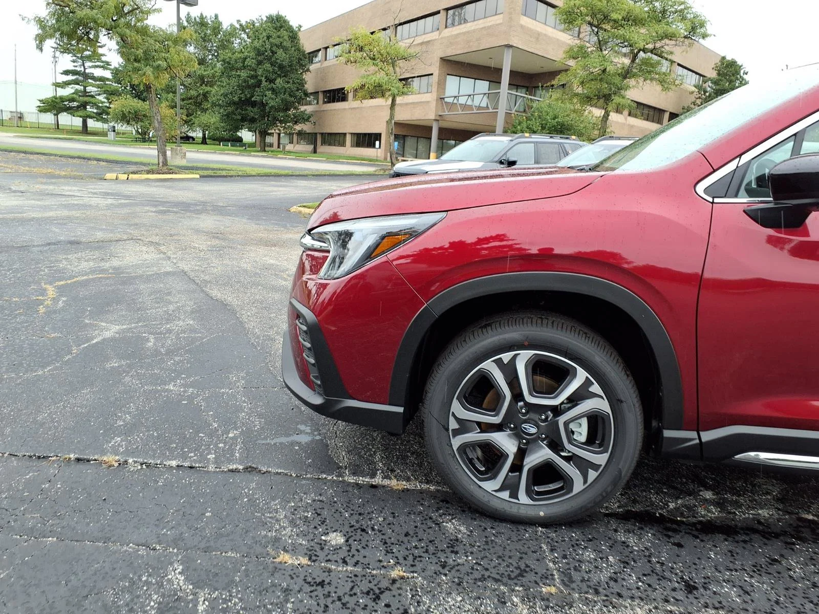 New 2026 CRIMSON RED PEARL Subaru Limited 8-Passenger image 3