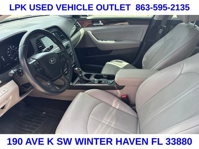 Used 2017 Black Hyundai Limited image 9