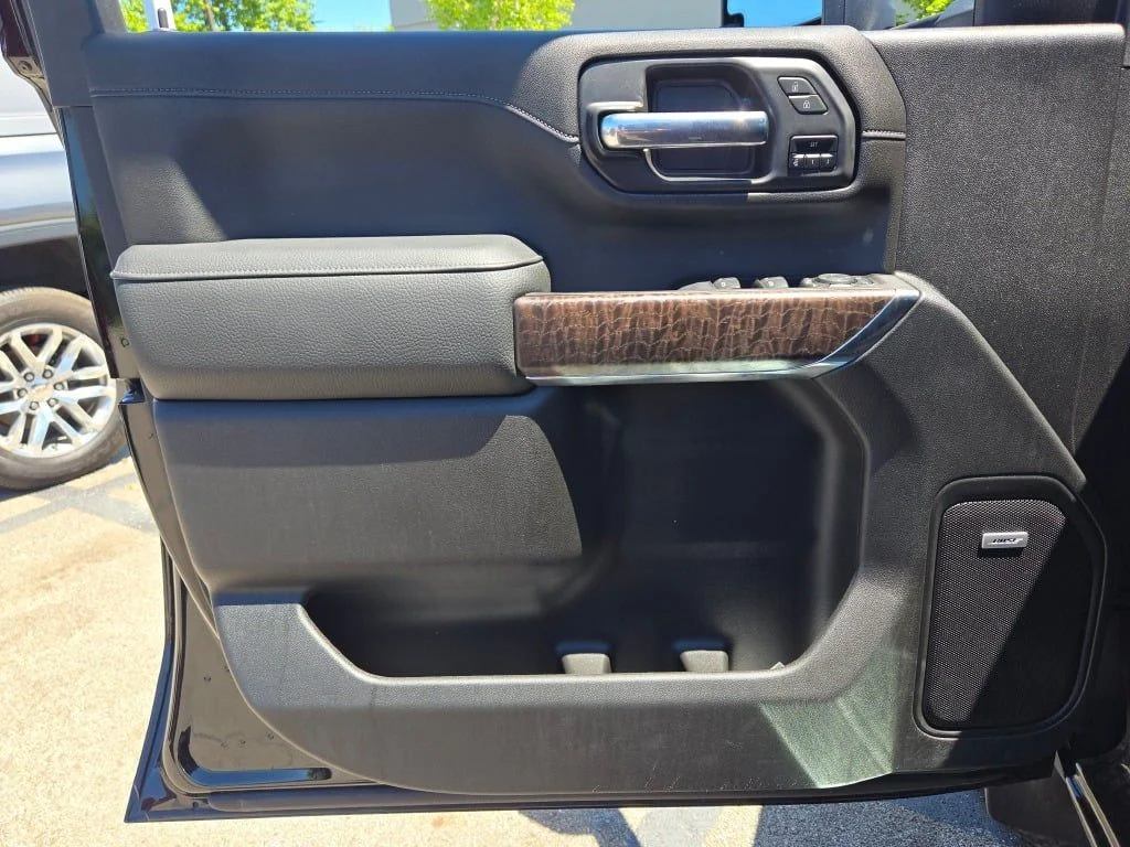 Used 2023 Black GMC Denali image 23