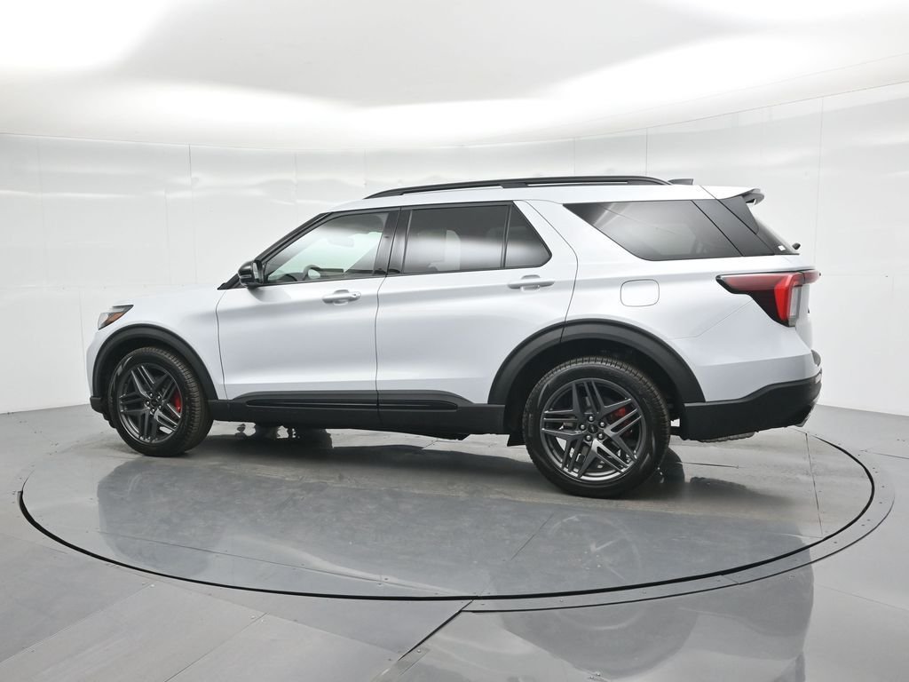 New 2026 Space White Metallic Ford ST image 6