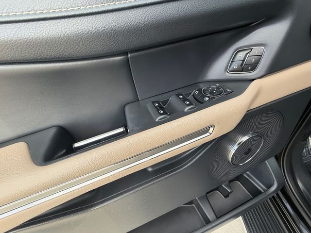 Used 2023 Black Ford Limited image 11