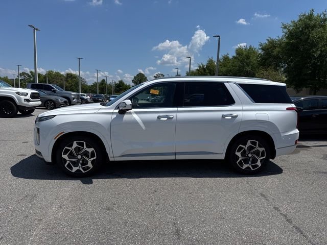 Used 2022 White Hyundai Calligraphy image 4