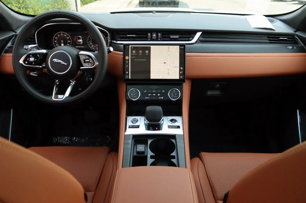 2026 Jaguar F-Pace R-Dynamic S - Photo 10